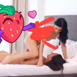 LesbianGirls🍓🍰 3